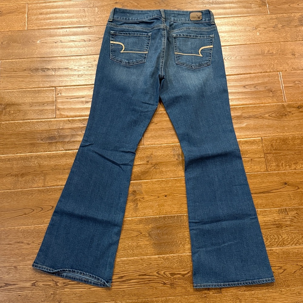 Anerican Eagle Artist jeans